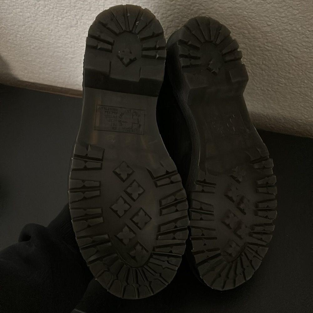 Dr Martens 2976 Leonore Women’s Chelsea Boots - Picture 6 of 7